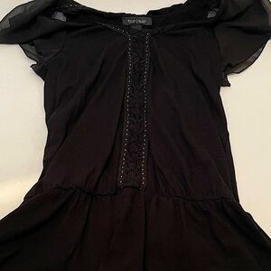 White House Black Market sleeveless blouse with gorgeous details size Small